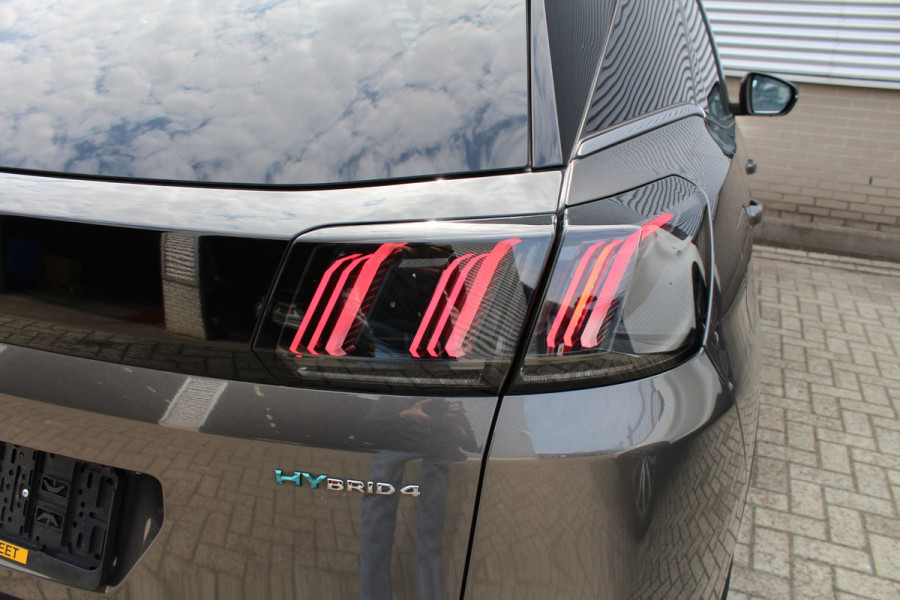 Peugeot 3008 1.6 HYbrid4 300 GT | Trekhaak | BLIS | Panoramadak | Adaptieve Cruise | Led | Navigatie