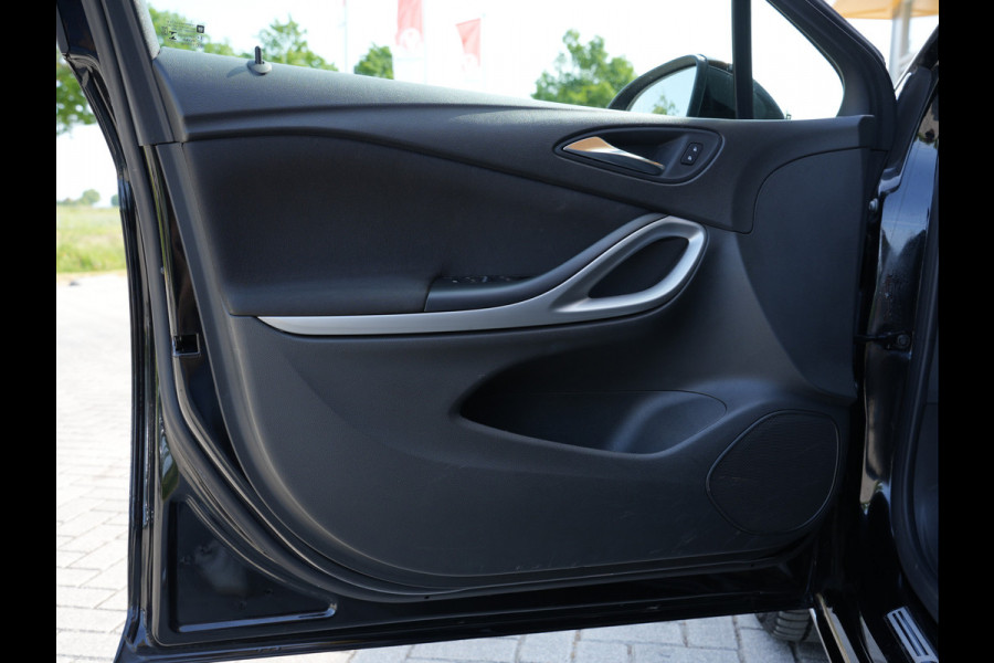 Opel Astra Sports Tourer 1.0 Turbo 120 Jaar Edition | Navigatie | DAB | Climate Control Slechts 51.129KM!!