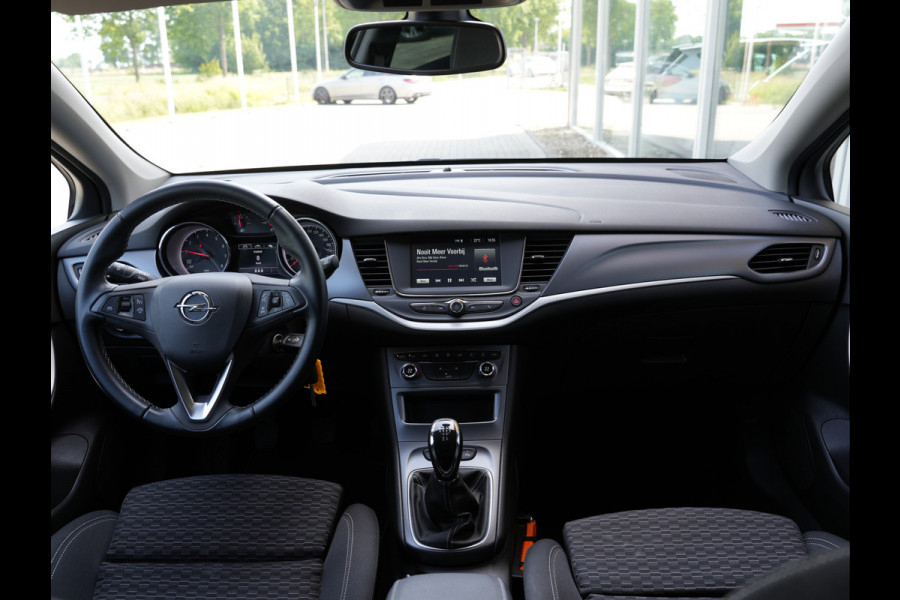 Opel Astra Sports Tourer 1.0 Turbo 120 Jaar Edition | Navigatie | DAB | Climate Control Slechts 51.129KM!!