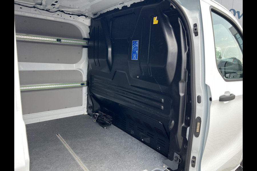 Ford Transit Custom 320 2.0 TDCI L2H1 Trend Zuid | 136pk | Driver Assistance Pack | Stoelverwarming | Voorruitverwarming | Navigatie | Verlengde Fabrieksgarantie tot 08-2028