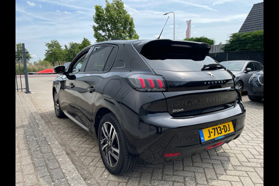 Peugeot 208 1.2 PureTech Allure / Automaat / Navigatie