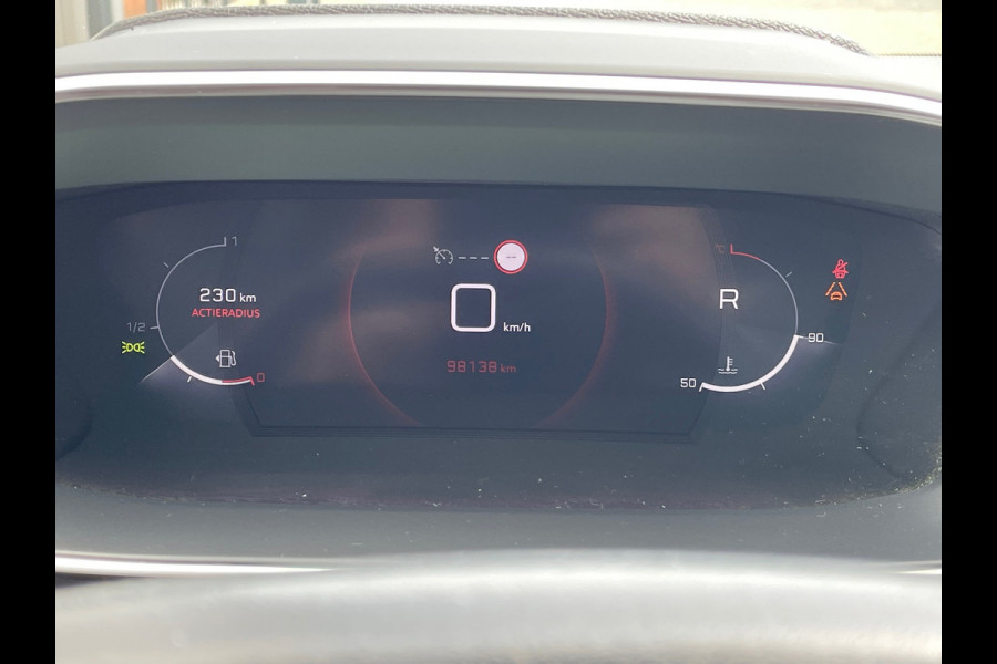 Peugeot 208 1.2 PureTech Allure / Automaat / Navigatie