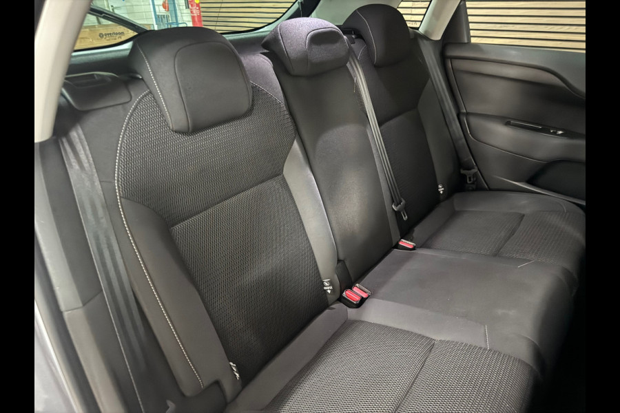 Citroën C4 1.2 PureTech Feel Edition | Navigatie | Trekhaak | Cruise Control