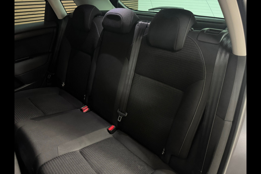 Citroën C4 1.2 PureTech Feel Edition | Navigatie | Trekhaak | Cruise Control