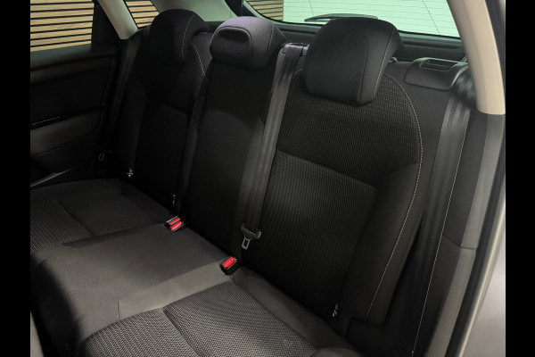 Citroën C4 1.2 PureTech Feel Edition | Navigatie | Trekhaak | Cruise Control