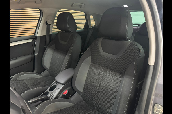 Citroën C4 1.2 PureTech Feel Edition | Navigatie | Trekhaak | Cruise Control