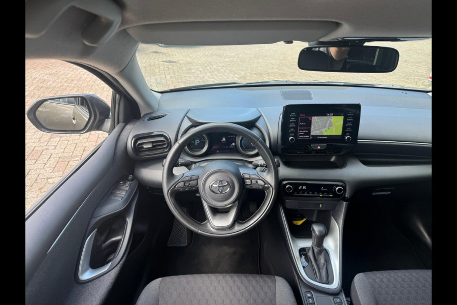 Toyota Yaris 1.5 Hybrid First Edition Trekhaak afn. / Navi / Camera / LM velgen