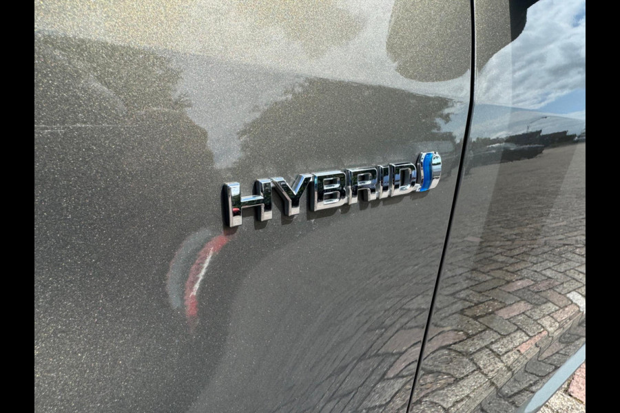 Toyota Yaris 1.5 Hybrid First Edition Trekhaak afn. / Navi / Camera / LM velgen