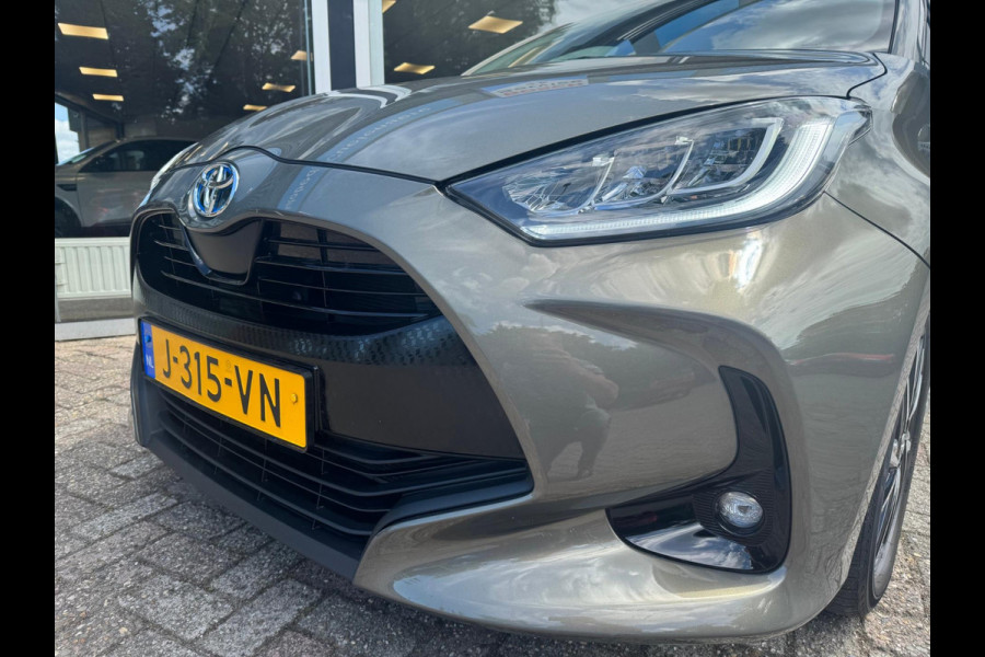 Toyota Yaris 1.5 Hybrid First Edition Trekhaak afn. / Navi / Camera / LM velgen