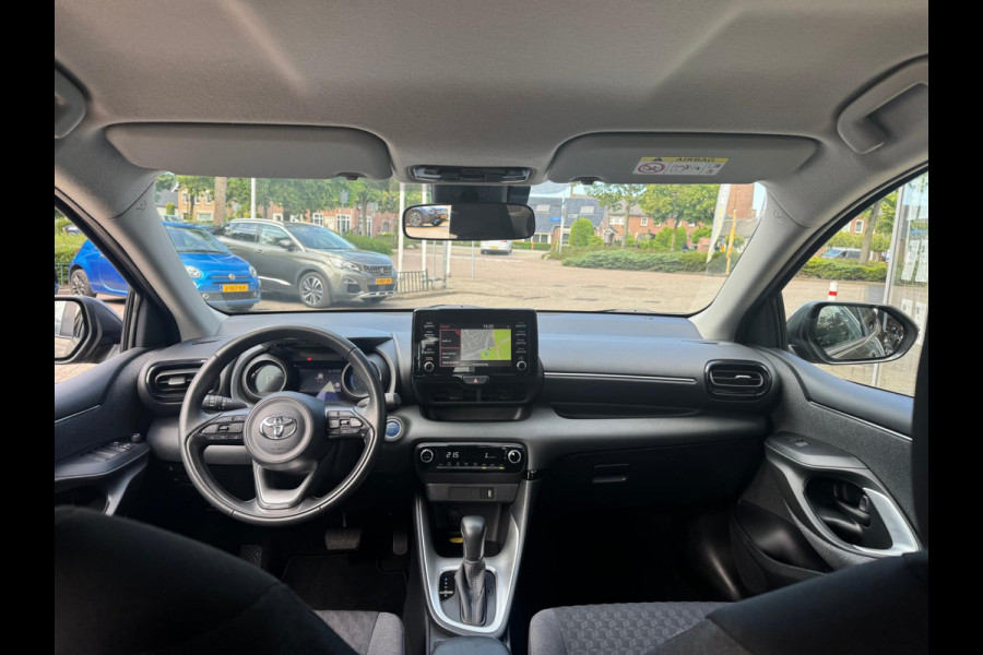 Toyota Yaris 1.5 Hybrid First Edition Trekhaak afn. / Navi / Camera / LM velgen