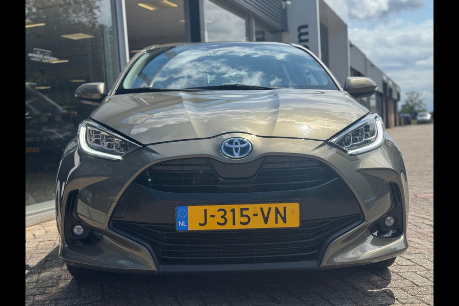 Toyota Yaris 1.5 Hybrid First Edition Trekhaak afn. / Navi / Camera / LM velgen