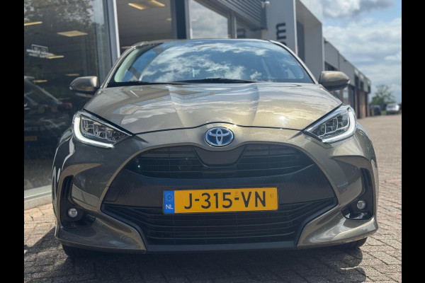 Toyota Yaris 1.5 Hybrid First Edition Trekhaak afn. / Navi / Camera / LM velgen