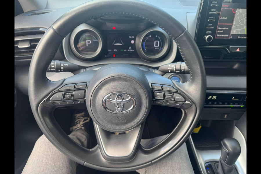 Toyota Yaris 1.5 Hybrid First Edition Trekhaak afn. / Navi / Camera / LM velgen