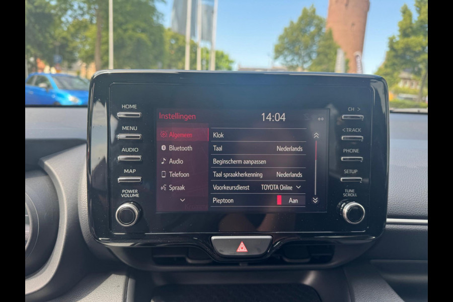 Toyota Yaris 1.5 Hybrid First Edition Trekhaak afn. / Navi / Camera / LM velgen