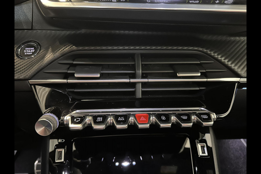 Peugeot 2008 1.2 PureTech 130 GT Black Style Airco ECC Navi Carplay Cruise Control PDC VA + Camera Full LED 17" LM Velgen