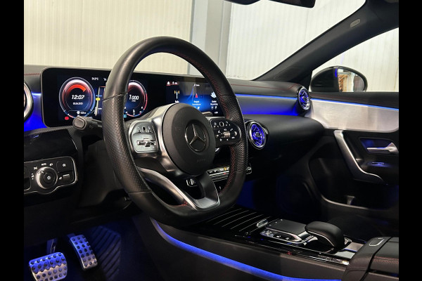 Mercedes-Benz CLA-Klasse 200 Premium Plus | AMG LINE | AMBIANCE | CAMERA | NAP