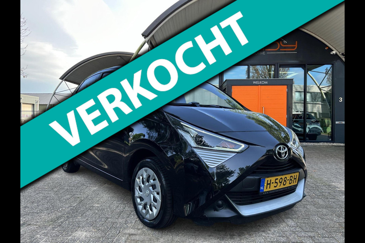Toyota Aygo 1.0 VVT-i x-play Apple Carplay Camera NW Model Toyota Aygo 1.0 VVT-i x-play Apple Carplay Camera NW Model