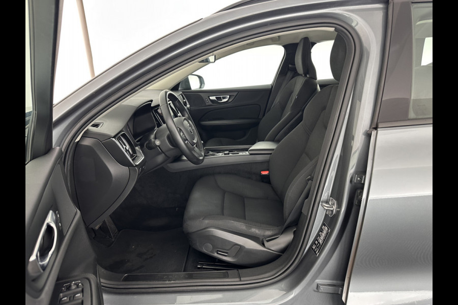 Volvo V60 2.0 T4 Aut. *FULL-LED | DIGI-COCKPIT | NAVI-FULLMAP | ECC | CRUISE | COMFORT-SEATS | LANE-ASSIST | CARPLAY | 18"ALU*