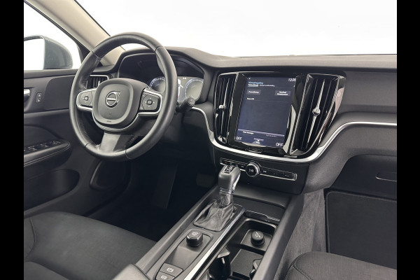Volvo V60 2.0 T4 Aut. *FULL-LED | DIGI-COCKPIT | NAVI-FULLMAP | ECC | CRUISE | COMFORT-SEATS | LANE-ASSIST | CARPLAY | 18"ALU*