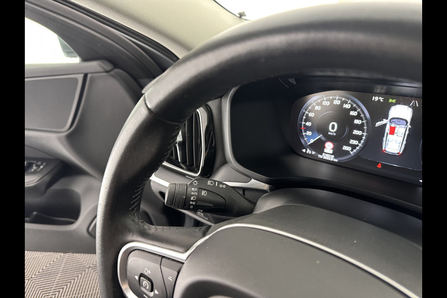 Volvo V60 2.0 T4 Aut. *FULL-LED | DIGI-COCKPIT | NAVI-FULLMAP | ECC | CRUISE | COMFORT-SEATS | LANE-ASSIST | CARPLAY | 18"ALU*