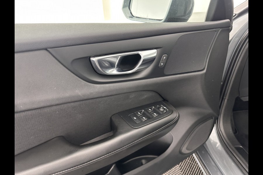 Volvo V60 2.0 T4 Aut. *FULL-LED | DIGI-COCKPIT | NAVI-FULLMAP | ECC | CRUISE | COMFORT-SEATS | LANE-ASSIST | CARPLAY | 18"ALU*