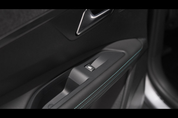 Peugeot 5008 PureTech 130 EAT8 Allure Pack Business | 7 Zitplaatsen | Camera | Dodehoekdetectie | Navigatie | Elektronische Achterklep