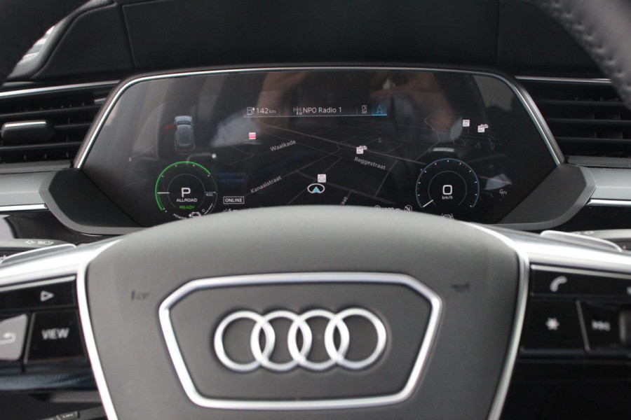 Audi e-tron 55 Quattro Advanced Tour Pack LED Matrix 20" PDC VA Camera Leder DAB+