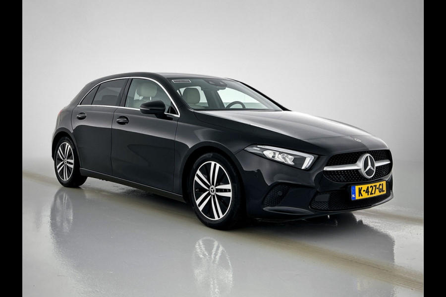 Mercedes-Benz A-Klasse 160 Advantage % spaaks lichtmetalen velgen | MBUX wide screen | Navigatie | Parking support met  camera achter | Inclusief 24 maanden Mercedes-Benz Certified garantie voor Europa.