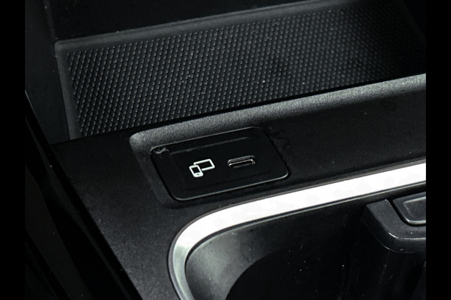 Mercedes-Benz A-Klasse 160 Advantage % spaaks lichtmetalen velgen | MBUX wide screen | Navigatie | Parking support met  camera achter | Inclusief 24 maanden Mercedes-Benz Certified garantie voor Europa.