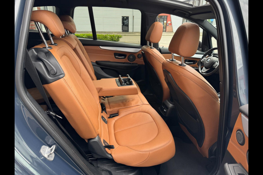 BMW 220i 192PK Gran Tourer 7p. High Executive Pano Leder H/K