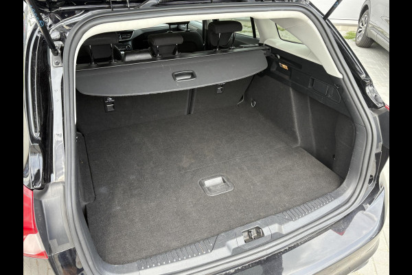 Ford FOCUS Wagon 1.0 EcoBoost Titanium Wagon | Winter Pack | Adaptive cruise control | Camera | Navigatie | 17 inch | Reservewiel