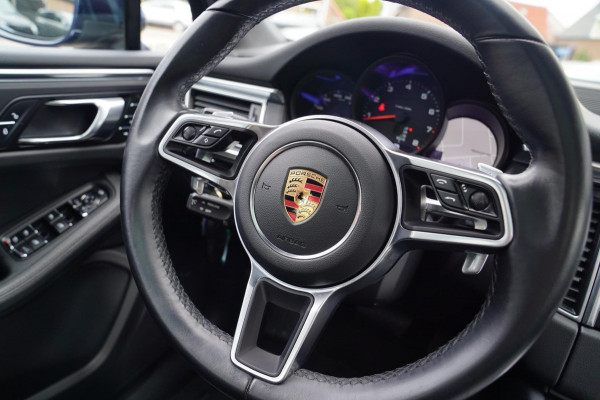 Porsche Macan 2.0 | Panorama | Bose Sound System | PASM | Sport Chrono | Stoelverwarming | Facelift | Comfortstoelen | Lane Assist