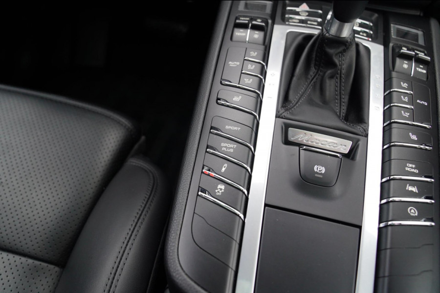 Porsche Macan 2.0 | Panorama | Bose Sound System | PASM | Sport Chrono | Stoelverwarming | Facelift | Comfortstoelen | Lane Assist