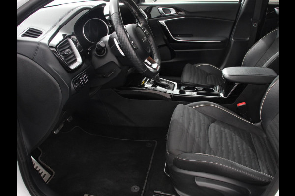Kia ProCeed 1.5 T-GDi GT-Line Climate control Cruise control adaptive Achteruitrijd camera Parkeersensoren achter Stuur verwarming Voorstoelen verwarmd Navigatie Apple Carplay/ Android Auto