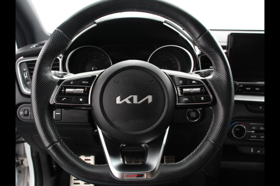 Kia ProCeed 1.5 T-GDi GT-Line Climate control Cruise control adaptive Achteruitrijd camera Parkeersensoren achter Stuur verwarming Voorstoelen verwarmd Navigatie Apple Carplay/ Android Auto