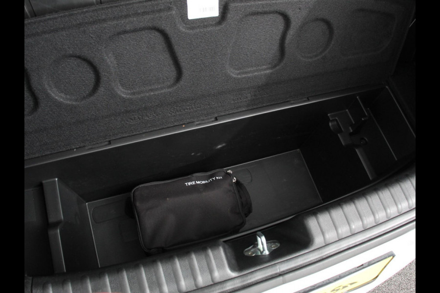 Kia ProCeed 1.5 T-GDi GT-Line Climate control Cruise control adaptive Achteruitrijd camera Parkeersensoren achter Stuur verwarming Voorstoelen verwarmd Navigatie Apple Carplay/ Android Auto