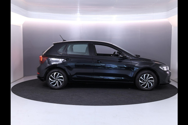 Volkswagen Polo 1.0 TSI Life Business 95 pk Automaat (DSG) | Verlengde garantie | Navigatie | Parkeersensoren | Adaptieve cruise control | Stoelverwarming |