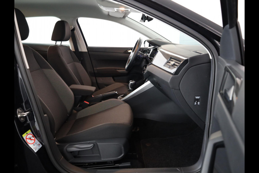 Volkswagen Polo 1.0 TSI Life Business 95 pk Automaat (DSG) | Verlengde garantie | Navigatie | Parkeersensoren | Adaptieve cruise control | Stoelverwarming |