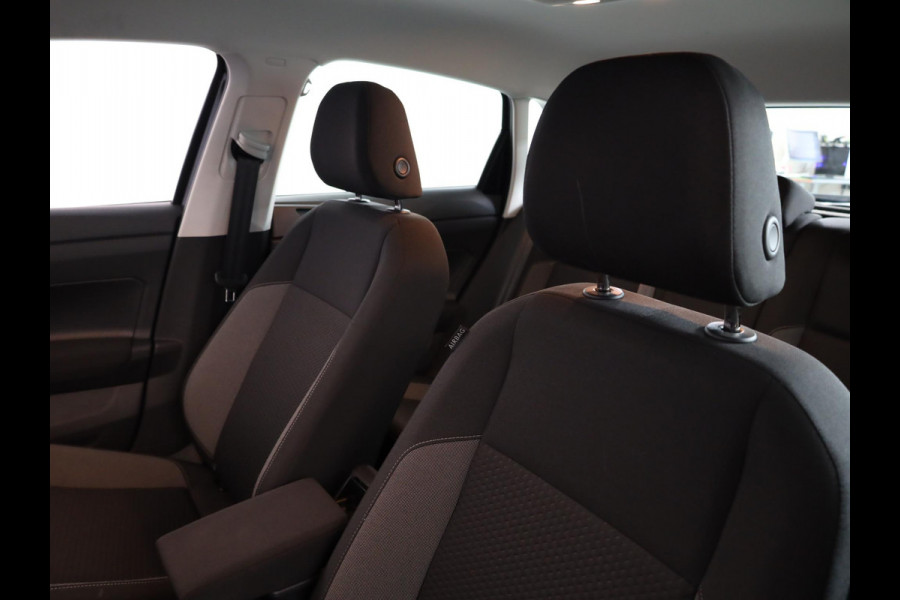 Volkswagen Polo 1.0 TSI Life Business 95 pk Automaat (DSG) | Verlengde garantie | Navigatie | Parkeersensoren | Adaptieve cruise control | Stoelverwarming |