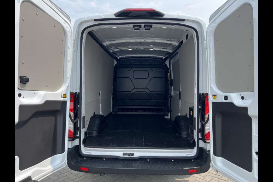 Ford E-Transit 350 L2H2 Trend 68 kWh 184pk | ZUID | Pro Power on board | Navigatie | Adaptieve Cruise |  Digitale binnenspiegel | Laadruimtebescherming | Reservewiel | H7 batterij | LED laadruimteverlichting