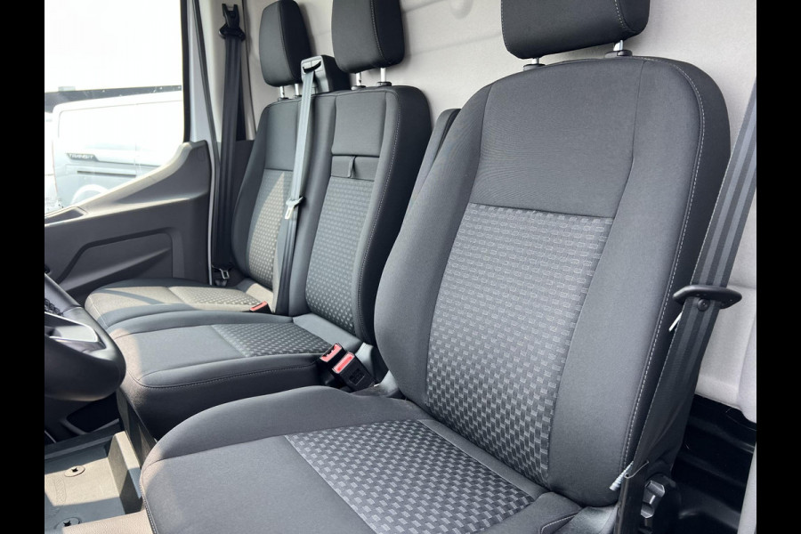Ford E-Transit 350 L2H2 Trend 68 kWh 184pk | ZUID | Pro Power on board | Navigatie | Adaptieve Cruise |  Digitale binnenspiegel | Laadruimtebescherming | Reservewiel | H7 batterij | LED laadruimteverlichting