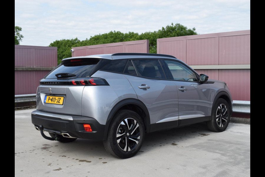 Peugeot 2008 1.2 PureTech Allure Pack TREKHAAK | ACHTERUITRIJCAMERA MET SENSOREN | NAVI + CARPLAY | E.C.C. |