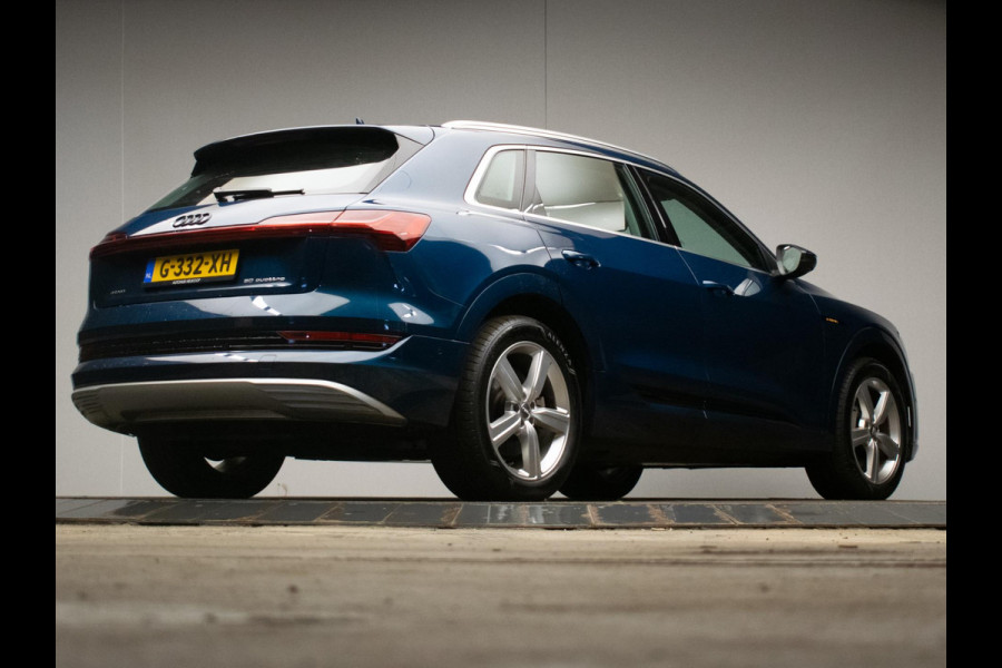 Audi e-tron E-tron 50 quattro Launch Sport (APPLE CARPLAY,LED,XENON,MEMORY,PDC,DIGITALE DASH,GETINT,NETTESTAAT)