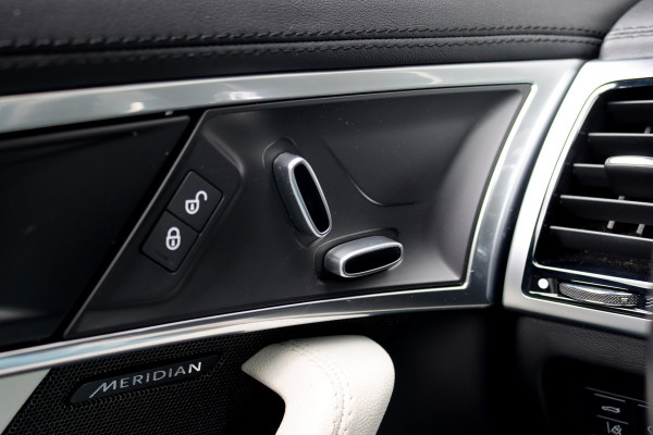 Jaguar F-Type 2.0T 301 PK Aut8 | Camera | LED | Sfeerverlichting | Meridian Sound | Lane Assist | Cruise Control | Climate Control | Leder |