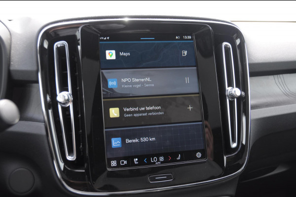 Volvo C40 Single Motor Extended Range Ultimate 82 kWh / Adaptieve cruise control / Parkeersensoren met 360 camera / Apple carplay / Keyless entry / Elektrische achterklep / Stoel - en stuurwielverwarming / Elektrische stoelen met geheugen / Harman Kardon audio