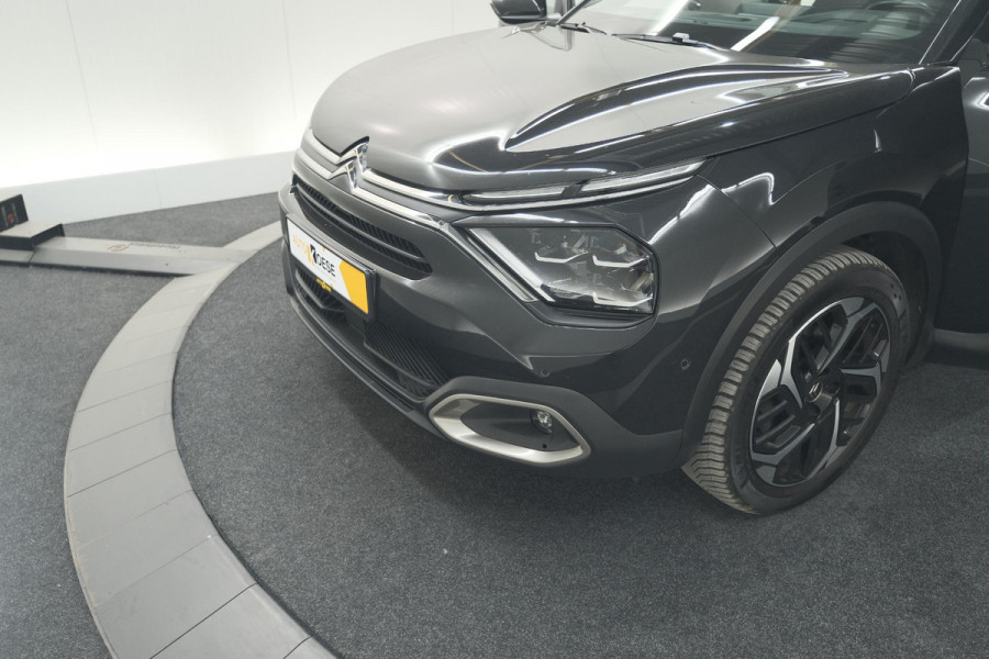 Citroën C4 Puretech 130 EAT8 Shine | Camera | Head-Up Display | Parkeersensoren | Navigatie