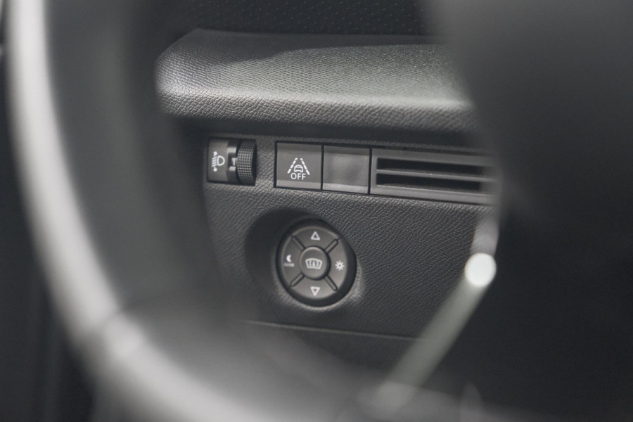 Citroën C4 Puretech 130 EAT8 Shine | Camera | Head-Up Display | Parkeersensoren | Navigatie
