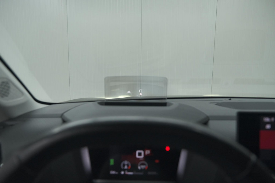 Citroën C4 Puretech 130 EAT8 Shine | Camera | Head-Up Display | Parkeersensoren | Navigatie