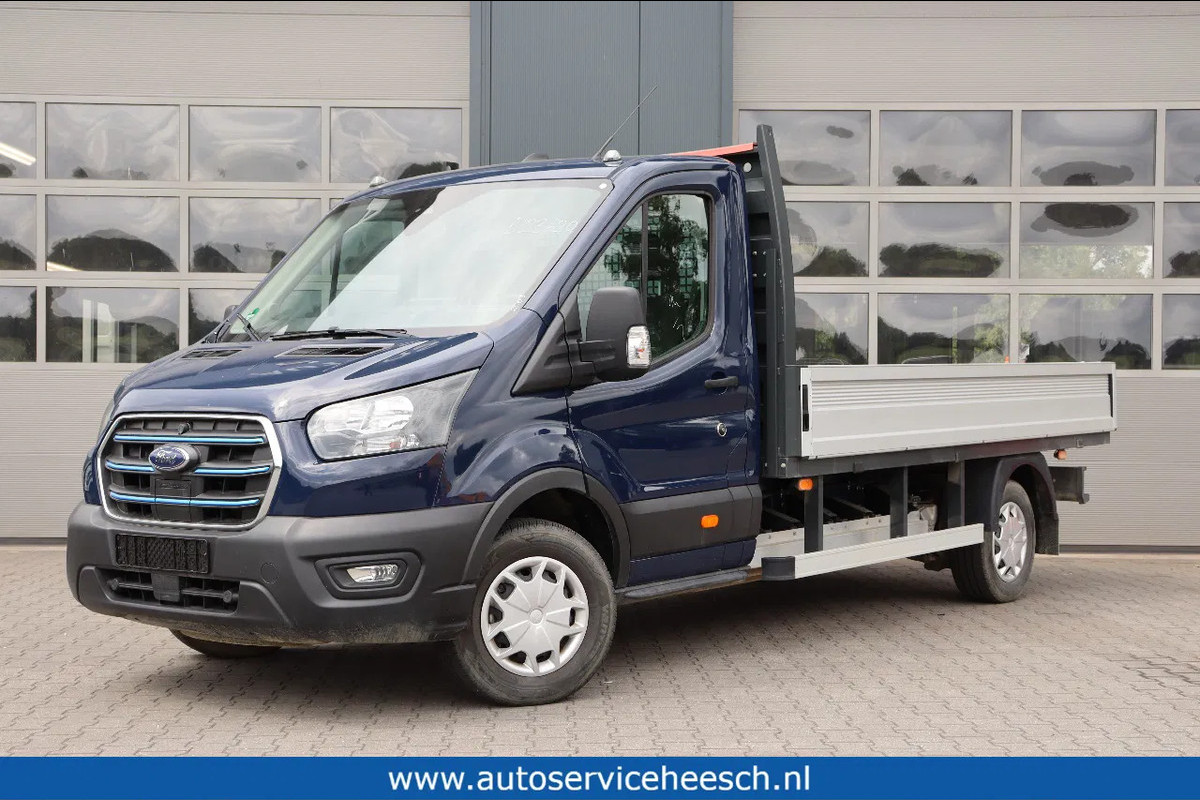 Ford E-Transit 390 L3 68kWh l OPEN LAADBAK l AIRCO l NAVIGATIE l CAMERA Ford E-Transit 390 L3 68kWh l OPEN LAADBAK l AIRCO l NAVIGATIE l CAMERA