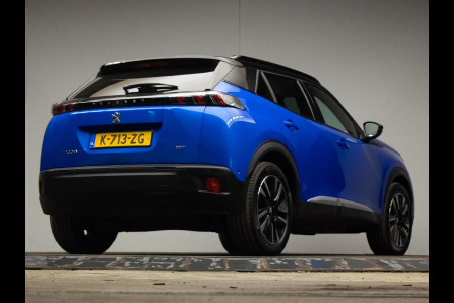 Peugeot e-2008 EV GT Pack 50 kWh Sport 3 FASE (PANORAMADAK,APPLE CARPLAY,LED,NAVI,3D CAMERA,ALCANTARA,DODE HOEK,NETTESTAAT)